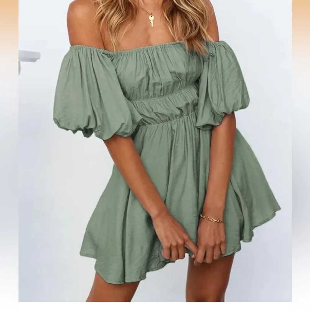Off-Shoulder Green Mini Dress - Picture 5 of 5